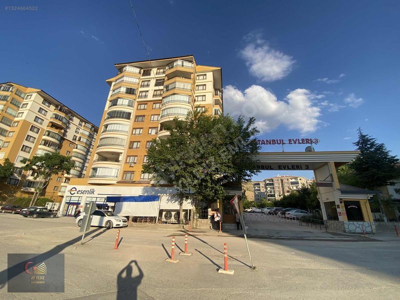 İstanbul Evleri 3'te Ara Kat Kiralık 4+1 Daire — fotoğraf 13