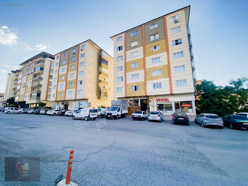 İstanbul Evleri 3'te Ara Kat Kiralık 4+1 Daire — fotoğraf 18