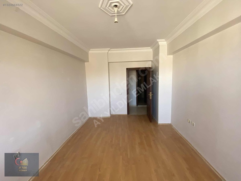 İstanbul Evleri 3'te Ara Kat Kiralık 4+1 Daire — fotoğraf 37