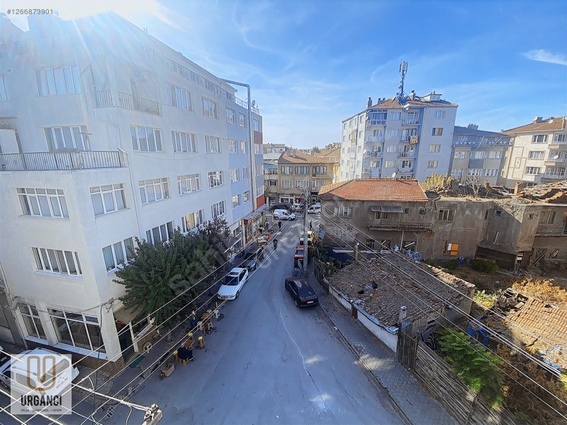 Urgancı'dan Sakarya Caddesi'nde 3+1 Satılık Köşe Daire — fotoğraf 4