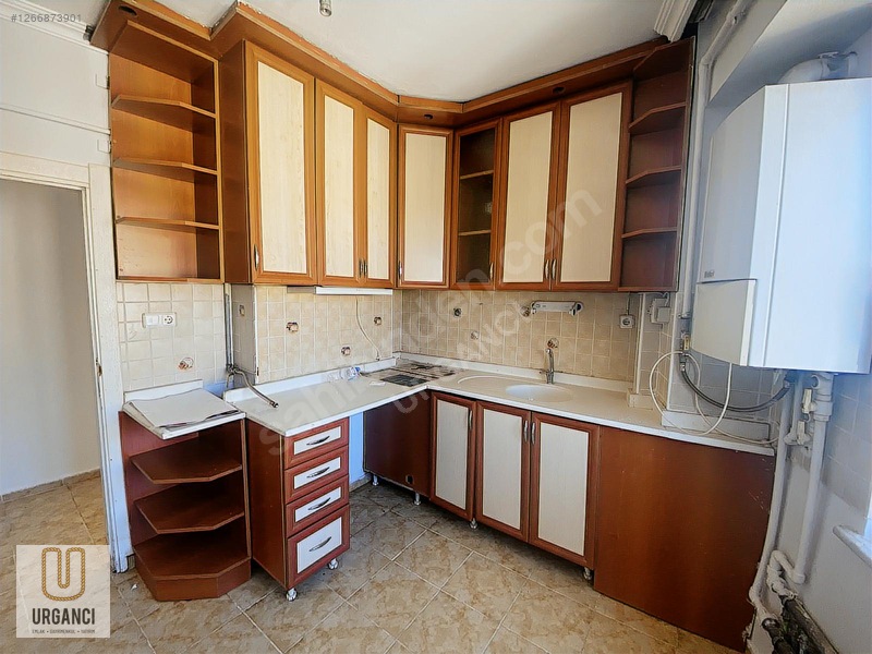 Urgancı'dan Sakarya Caddesi'nde 3+1 Satılık Köşe Daire — fotoğraf 5