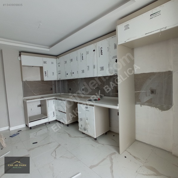 Plevne Mh.sıfır Bina,asansörlü,k/a Otopark, E.banyo&giyim Odalı. — fotoğraf 3