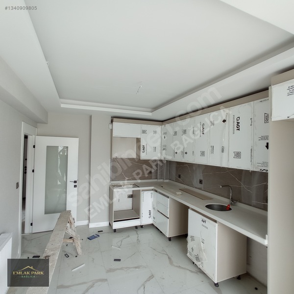 Plevne Mh.sıfır Bina,asansörlü,k/a Otopark, E.banyo&giyim Odalı. — fotoğraf 5