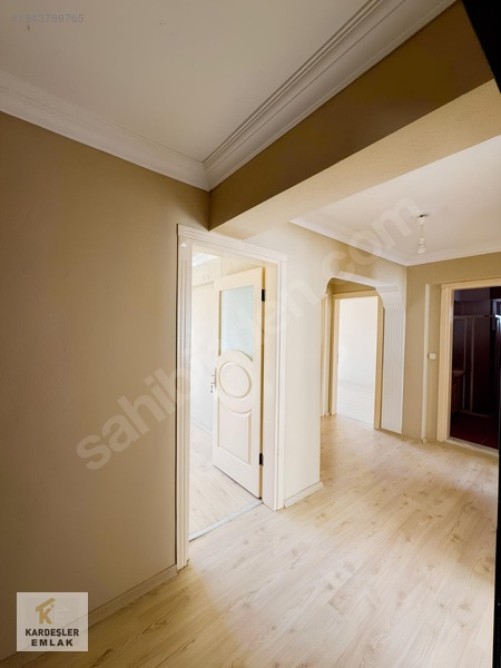 Aliağa Yenimahalle Uğur Okulları Karşısı Kiralık 3+1 Daire — fotoğraf 3
