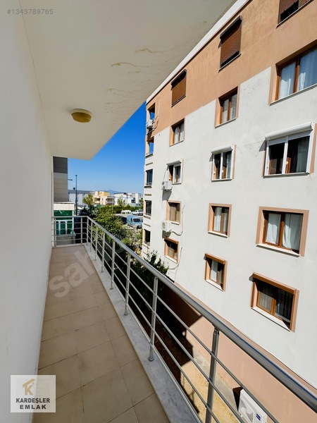 Aliağa Yenimahalle Uğur Okulları Karşısı Kiralık 3+1 Daire — fotoğraf 17