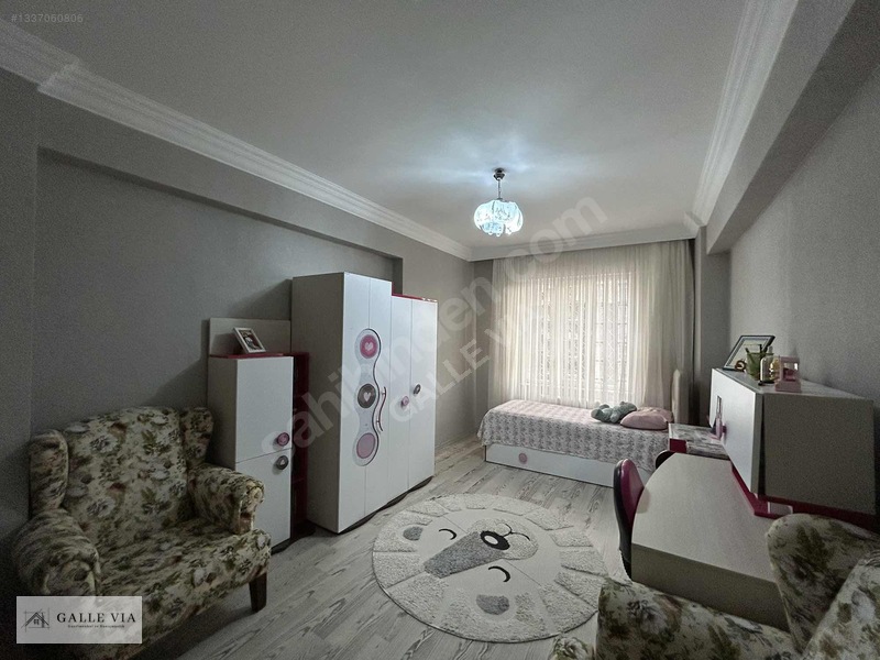 Galle Vıa'dan Şahintepe'de İskanlı, Geniş, Satılık 3+1 Daire — fotoğraf 9