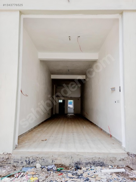 Golden Royal Den Ana Cadde Üzeri Kız Mesleklisesi Karşsı İş Yeri — fotoğraf 4