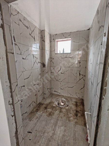 Golden Royal Den Ana Cadde Üzeri Kız Mesleklisesi Karşsı İş Yeri — fotoğraf 7