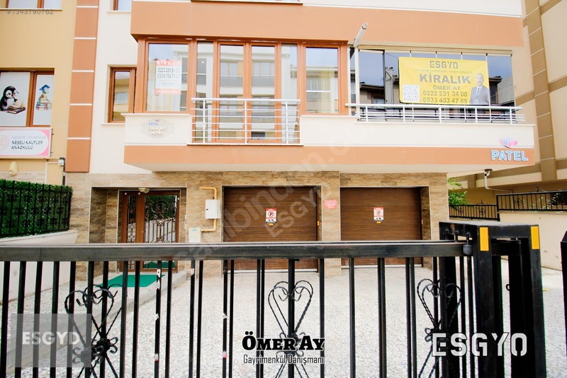 [esgyo]dan Kanlıkavak Yakını Ebeveyn Banyolu Kapalı Garajlı 3+1 — fotoğraf 2