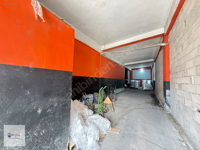 Remax İlke'den Sanayi Keresteciler'de 3 Katlı Satılık İş Yeri — fotoğraf 6