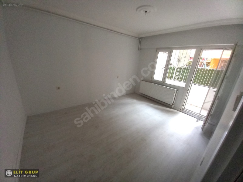 F.altay Yakını Cadde Üzeri Doğalgazlı Bahçeli 2+1 Satılık Daire — fotoğraf 6