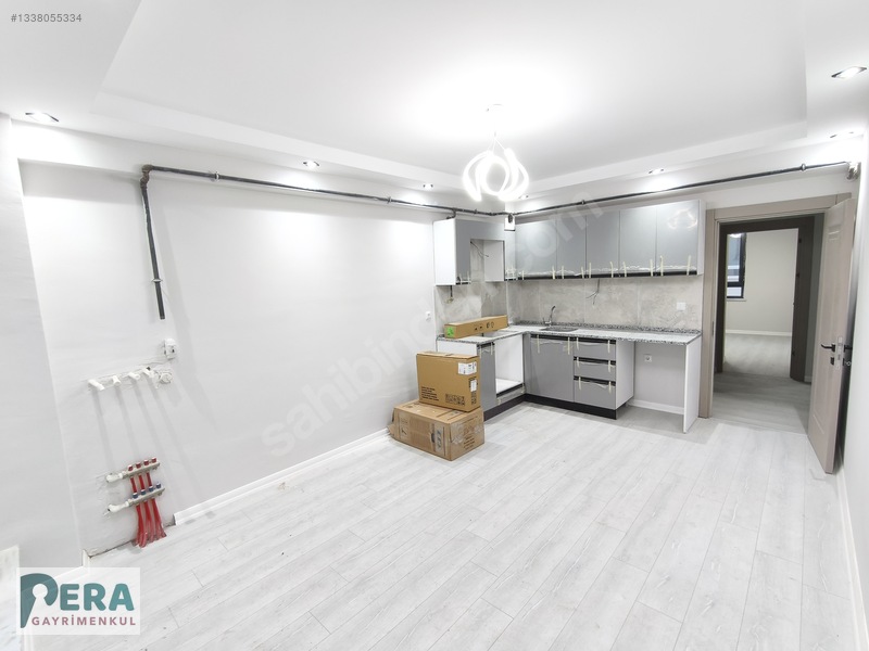 Pera'dan Çamlıca Mh. Taşkın Sokak Üzeri Kiralık 2+1 Sıfır Daire — fotoğraf 6