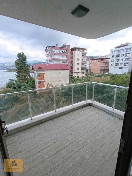 Akçaabat Darıcada Denize Sıfır Lüks 3+1 Satılık Daire — fotoğraf 23