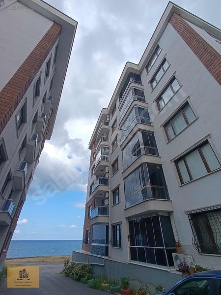 Akçaabat Darıcada Denize Sıfır Lüks 3+1 Satılık Daire — fotoğraf 35