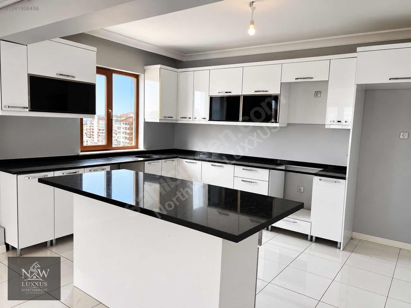 Ahi Mesutta 5+2 Satılık Panoramik Manzaralı Daire — fotoğraf 3