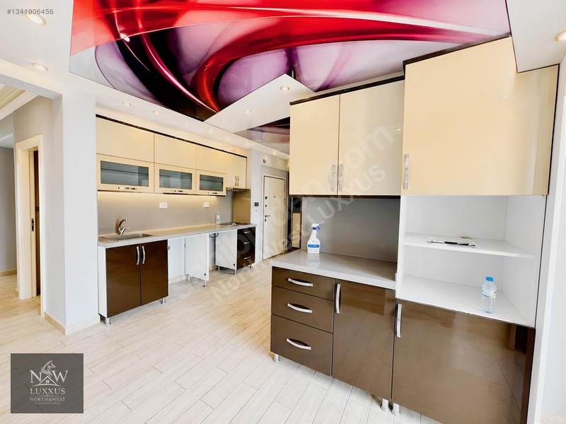 Ahi Mesutta 5+2 Satılık Panoramik Manzaralı Daire — fotoğraf 25