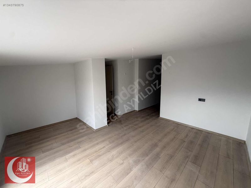 Kipa'ya Ve Stadyuma 100 Metre Mesafede Ayrı Mutfak 2+1 Dublex — fotoğraf 19