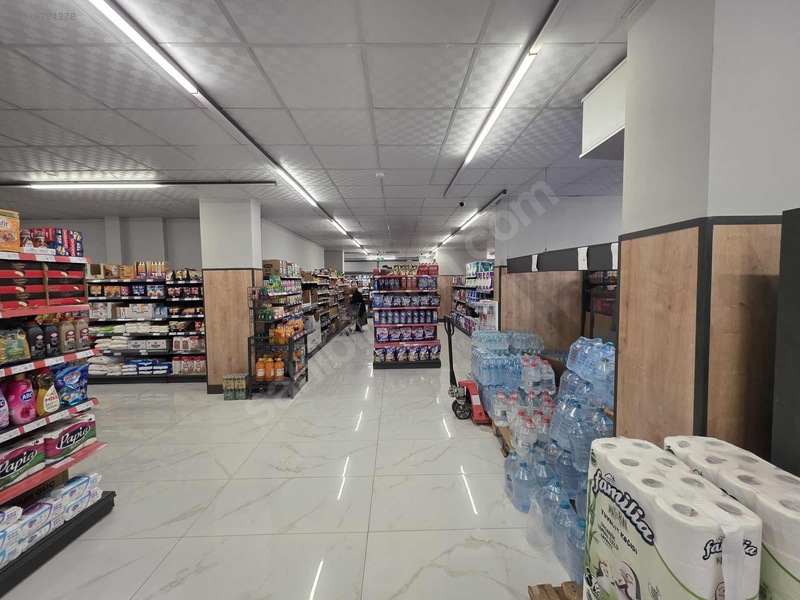 Ataşehir Bulvar Üstü Satılık 490m2 Depolu Dükkan — fotoğraf 9