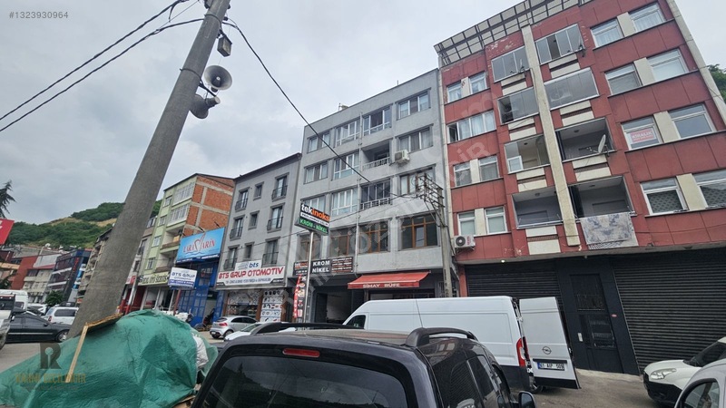 Deliklitaş Mevkisinde Satılık 1 Dükkan 2 Daire — fotoğraf 4