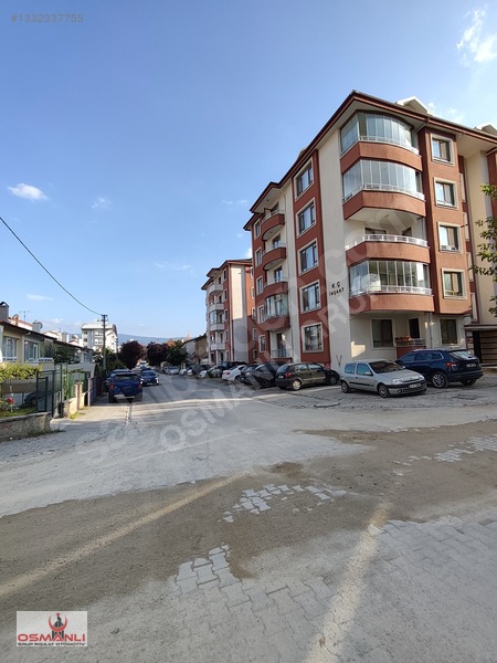 Beşkavaklar'da Ebeveyn Banyolu 140 M2 Satılık 3+1 Daire — fotoğraf 4