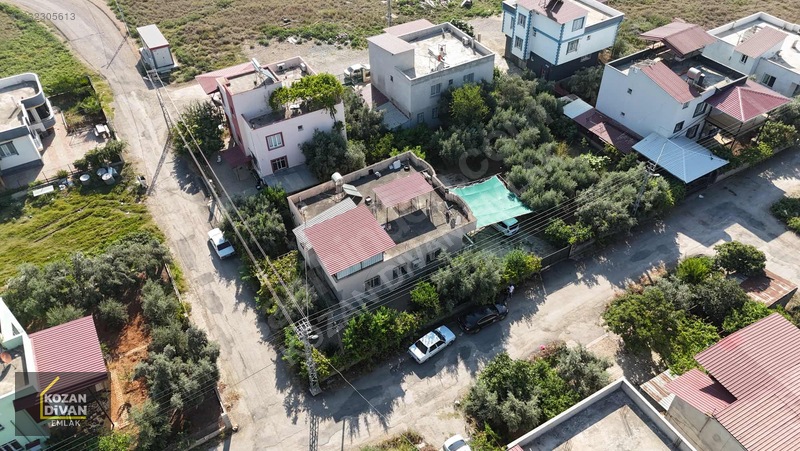 Kozan Divan Emlak'tan Varsaklar'da Köşe Başı Müstakil — fotoğraf 33