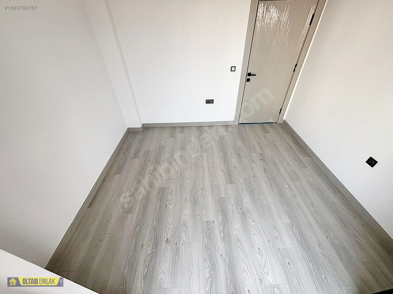 Oltan Emlak'tan 3+1 Site İçerisinde Teras Balkon Ultra Lux Daire — fotoğraf 16