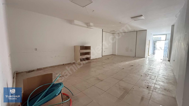 Tapu Caddesinde Kiralık | 100 M² Ofis Bölümlü Masrafsız Dükkân — fotoğraf 8