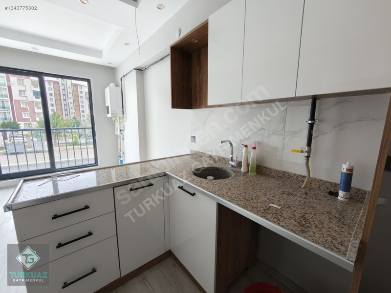 Turkuaz Gayrimenkulden Satılık 1+1 Daire — fotoğraf 3