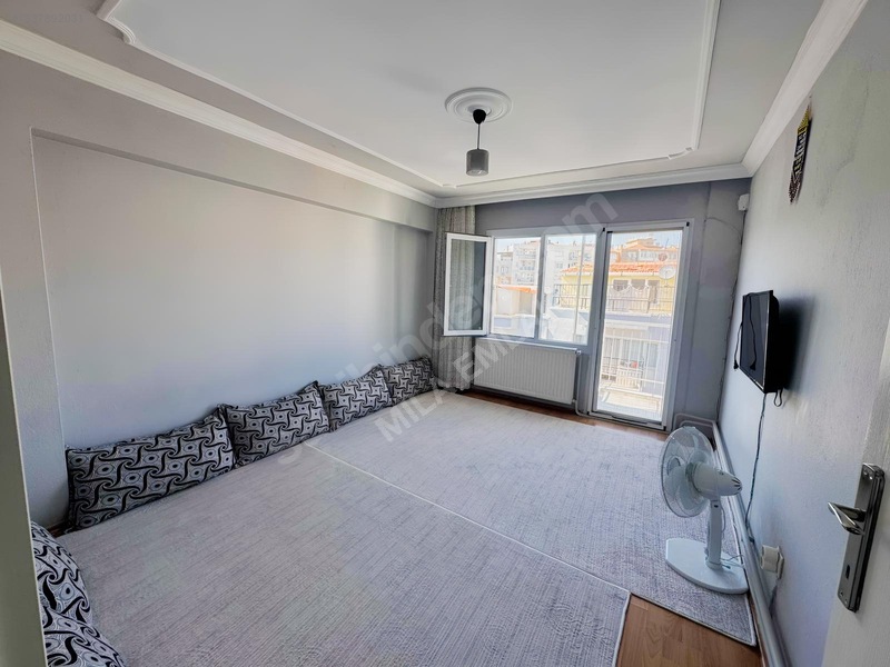 Egepol Hastanesi & İzmir Park Avm Yakını Satılık 3+1 Daire — fotoğraf 5