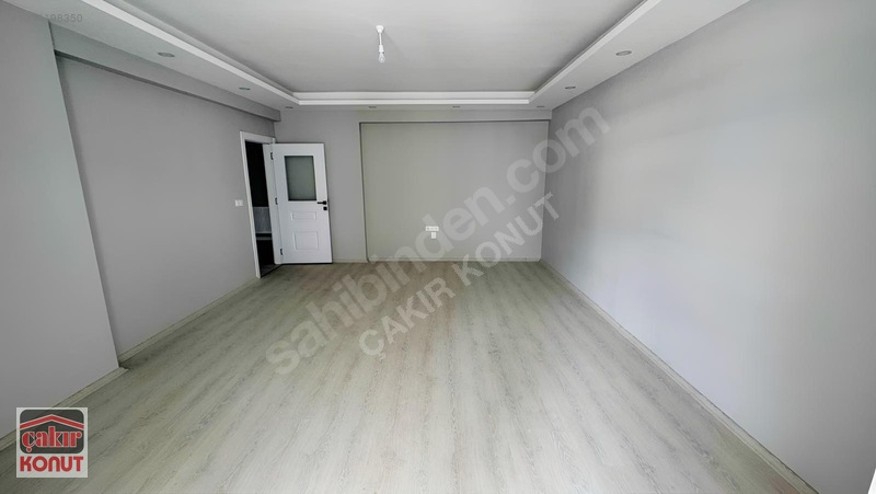Çakır Konut'tan Demirkent Mahallesi Ultra Geniş 4+1 Fırsatı. — fotoğraf 12