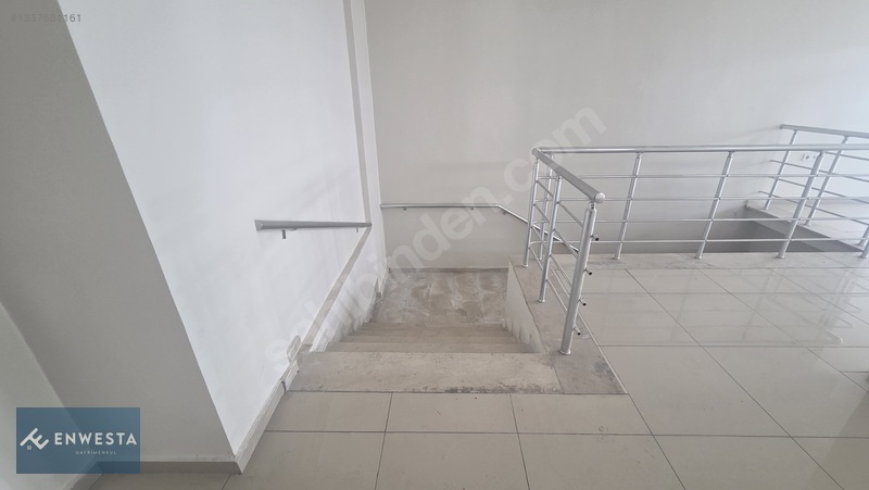 Mimsin Şirintepe De Kiralık Büyük Metrajlı Bacalı Dükkanlar — fotoğraf 11