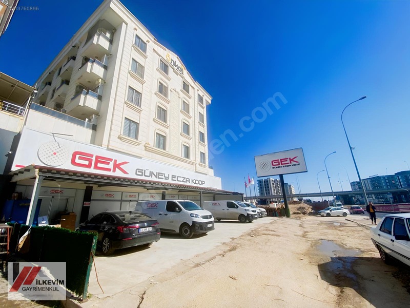 World İlkevim'Den Sırrın Cadde Üzerinde Eşyalı 1+1 Satılık Daire