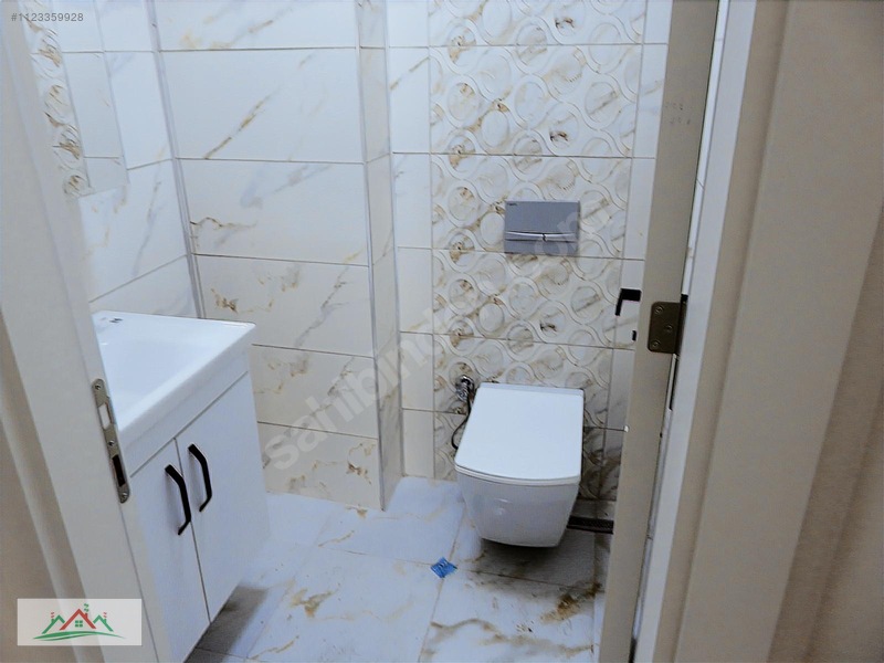 Yeni Foça Merkezde Bahçeli Doğal Gazlı Teraslı 3+1 180m2 Dublex — fotoğraf 14