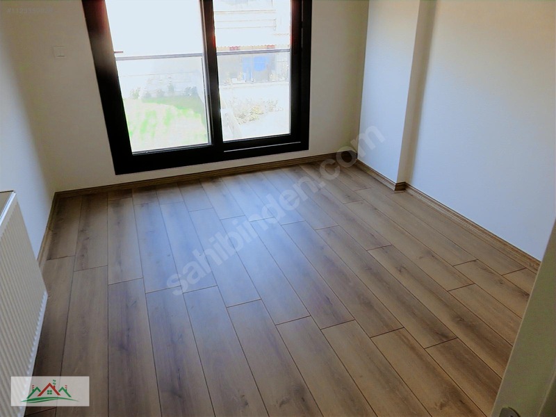 Yeni Foça Merkezde Bahçeli Doğal Gazlı Teraslı 3+1 180m2 Dublex — fotoğraf 18