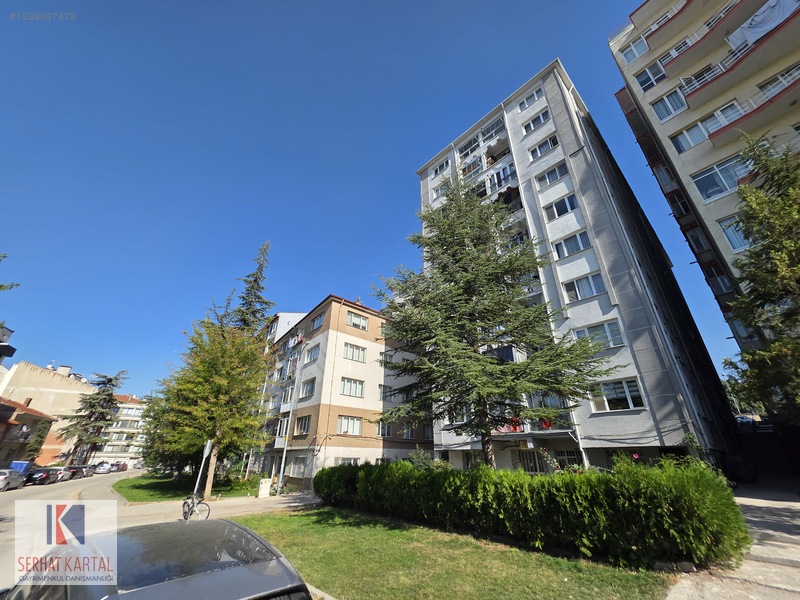 Kartal'dan Akarbaşı Mh.ada Sokakta Ara Kat 120 M2 3+1 Daire — fotoğraf 2