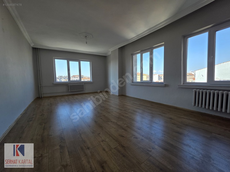 Kartal'dan Akarbaşı Mh.ada Sokakta Ara Kat 120 M2 3+1 Daire — fotoğraf 3