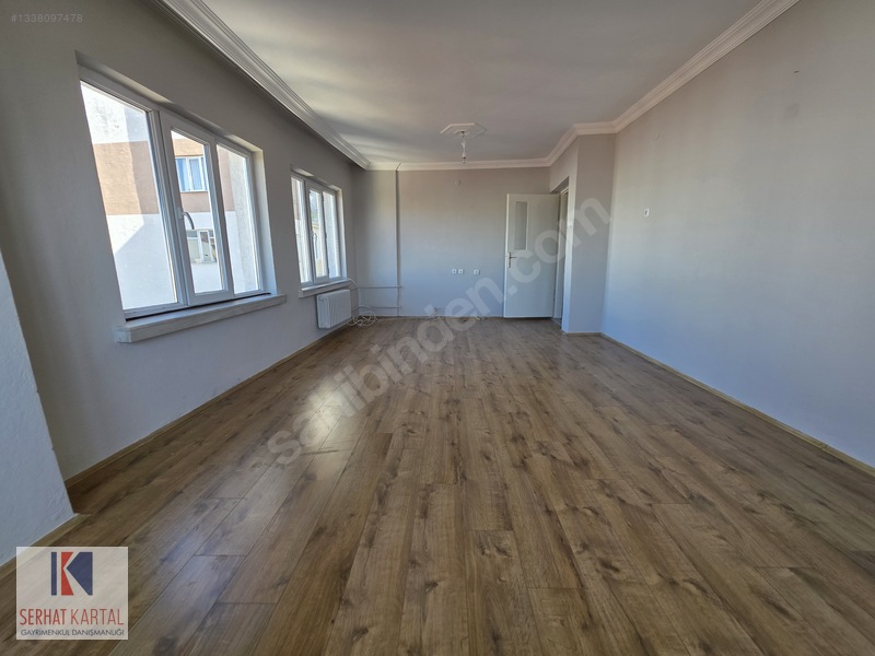 Kartal'dan Akarbaşı Mh.ada Sokakta Ara Kat 120 M2 3+1 Daire — fotoğraf 8