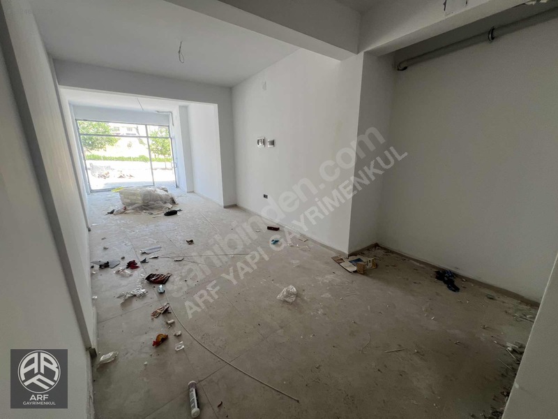 Arf'den Ertuğrulgazi Protokol Yolunda 35 M² Sıfır Dükkan — fotoğraf 3
