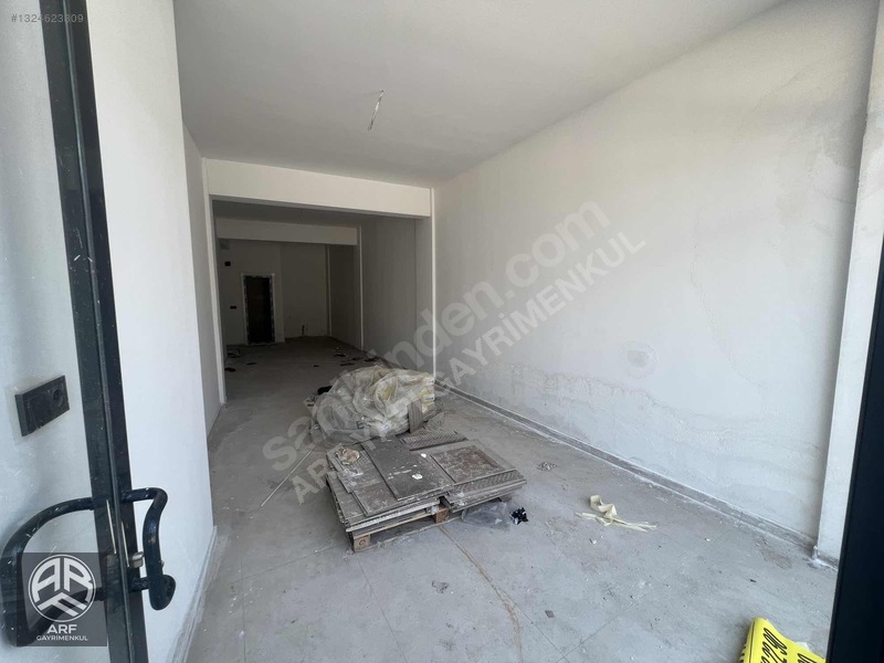 Arf'den Ertuğrulgazi Protokol Yolunda 35 M² Sıfır Dükkan — fotoğraf 4