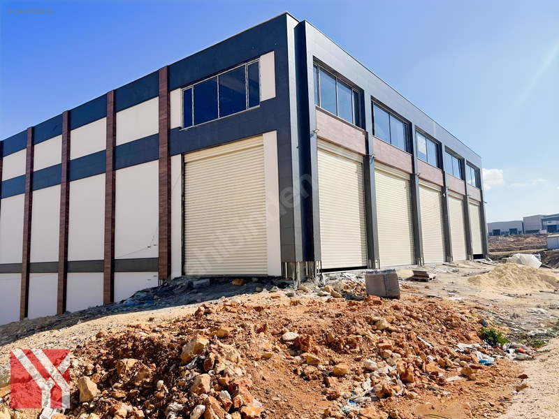 Taşlıca Sanayi'de 750 M2 Alana Sahip 4 Katlı Satılık Dükkan — fotoğraf 3