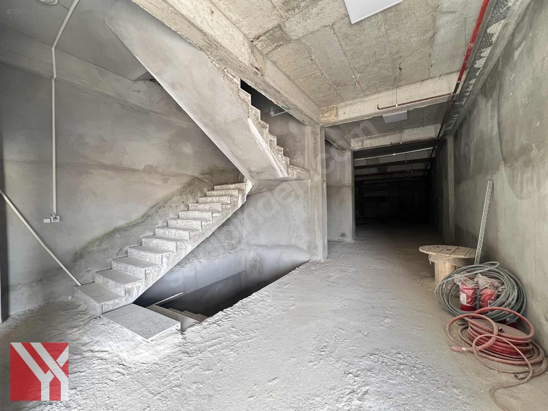 Taşlıca Sanayi'de 750 M2 Alana Sahip 4 Katlı Satılık Dükkan — fotoğraf 32