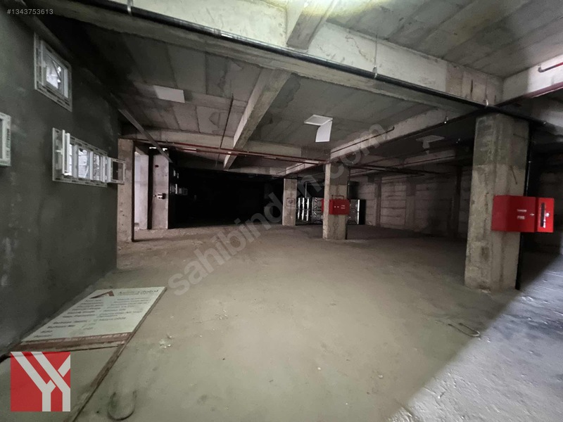 Taşlıca Sanayi'de 750 M2 Alana Sahip 4 Katlı Satılık Dükkan — fotoğraf 34