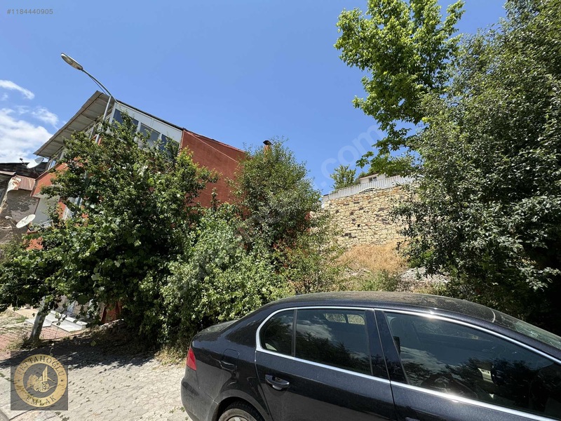Saat Kulesi Civarında Bitişik Nizam Satılık 119 M2 Arsa — fotoğraf 2
