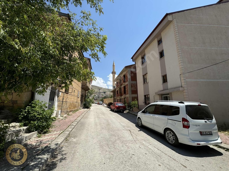 Saat Kulesi Civarında Bitişik Nizam Satılık 119 M2 Arsa — fotoğraf 8