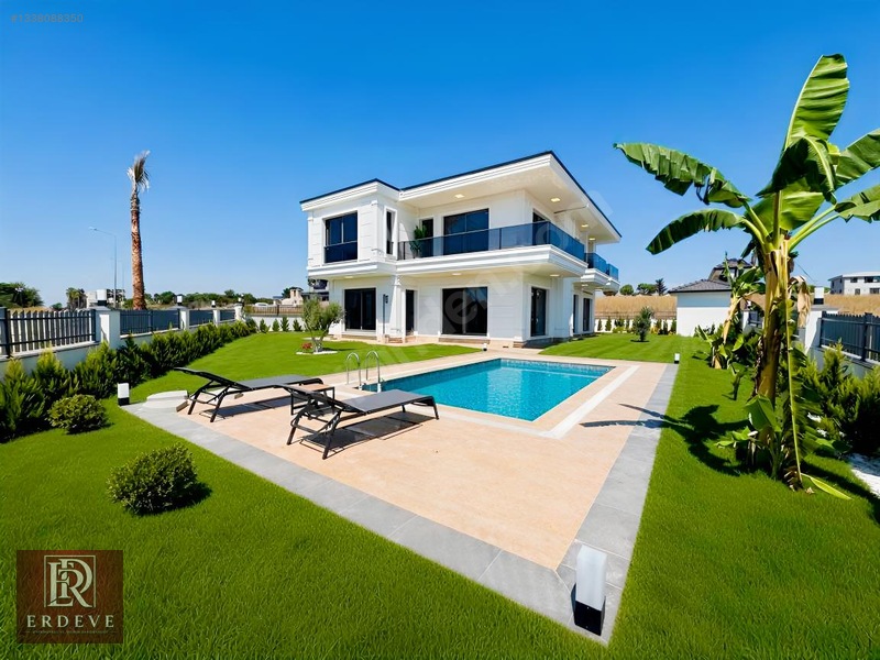 Erdeve'den 663m2 Arsa 5+1 Akıllı Ev Sistemli İskanlı Havuz Villa