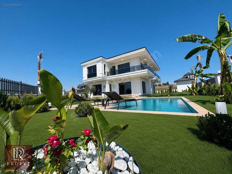 Erdeve'den 663m2 Arsa 5+1 Akıllı Ev Sistemli İskanlı Havuz Villa — fotoğraf 2