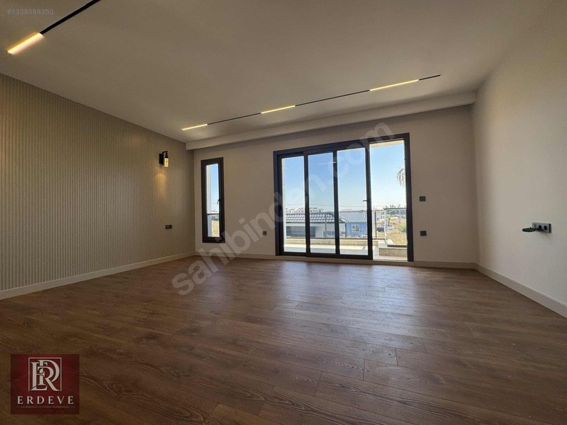Erdeve'den 663m2 Arsa 5+1 Akıllı Ev Sistemli İskanlı Havuz Villa — fotoğraf 17