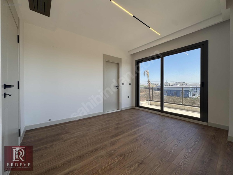 Erdeve'den 663m2 Arsa 5+1 Akıllı Ev Sistemli İskanlı Havuz Villa — fotoğraf 33