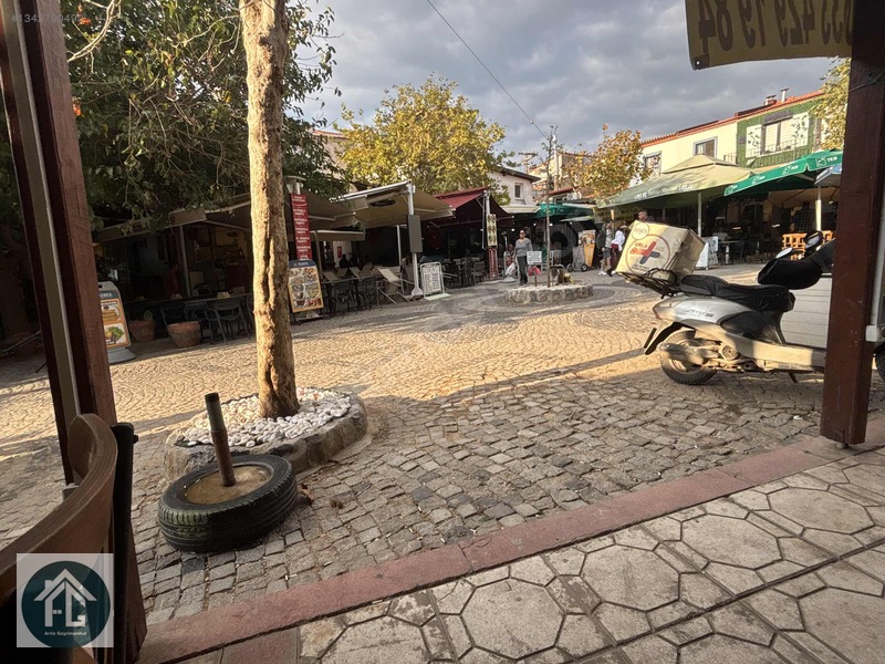 Urla Malgaca Pazarı'nda Kiralık Ticari Dükkan & Restoran / Kafe — fotoğraf 8