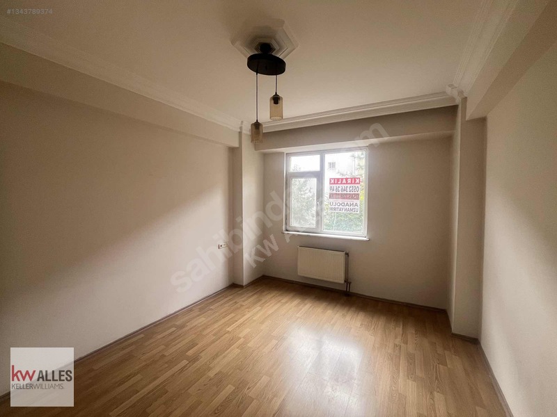 Kw Alles'ten, Yenibağlar'da Kiralık Ayrı Mutfaklı, Balkonlu 2+1